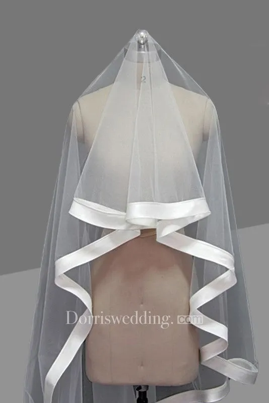 2018 Latest Simple Short Fingertip Tulle Wedding Veil