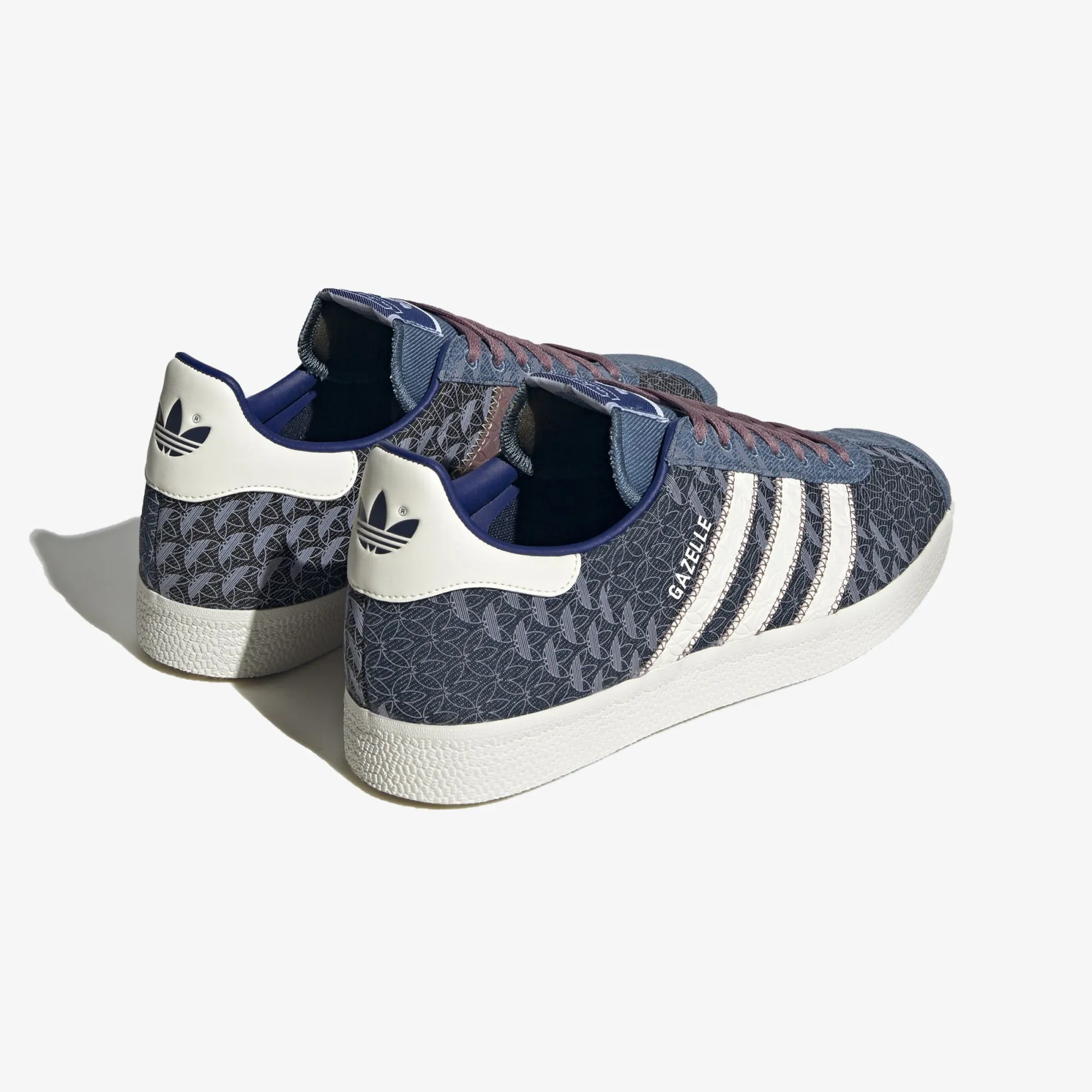 Adidas Originals | GAZELLE  { NIGHT INDIGO/OFF WHITE