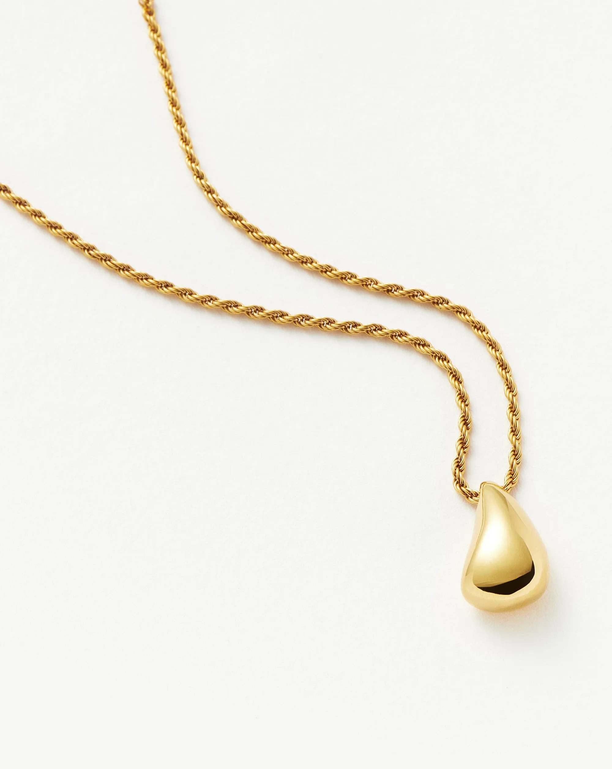 Savi Sculptural Droplet Pendant Necklace | 18ct Gold Plated Vermeil