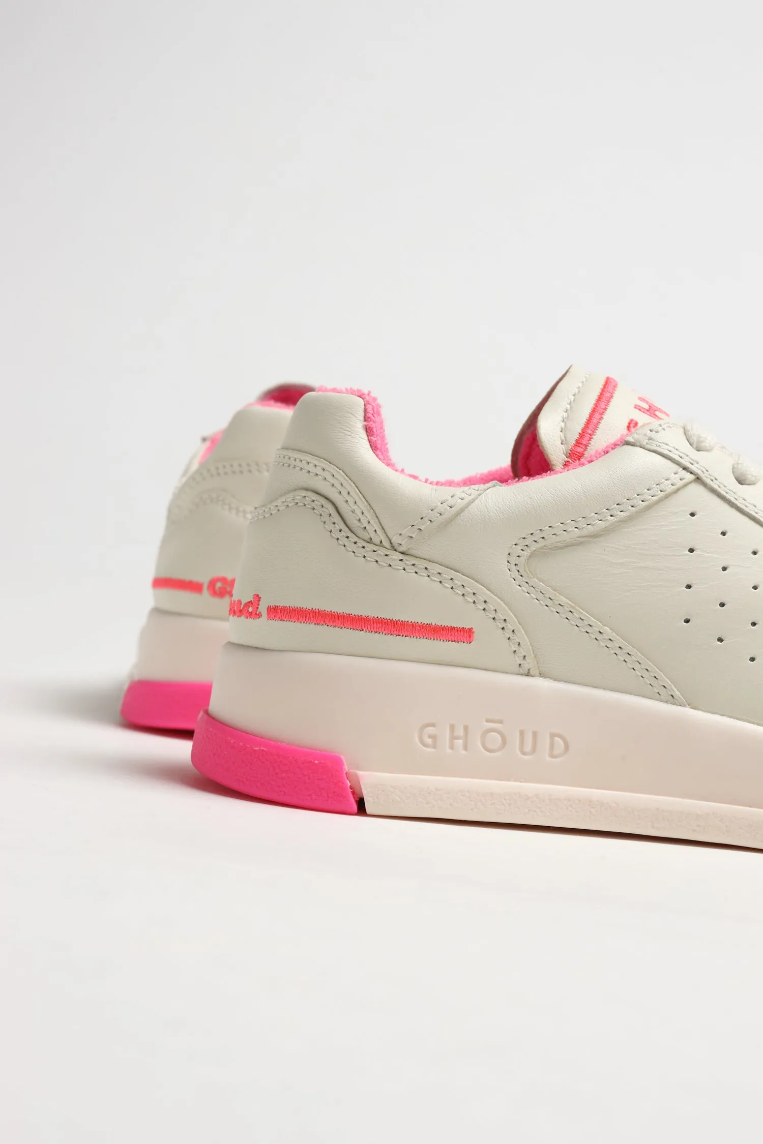 Sneaker Tweener in Cream/Pink