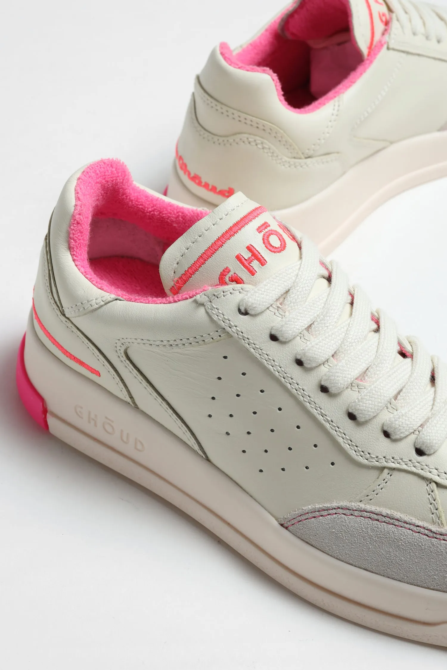 Sneaker Tweener in Cream/Pink