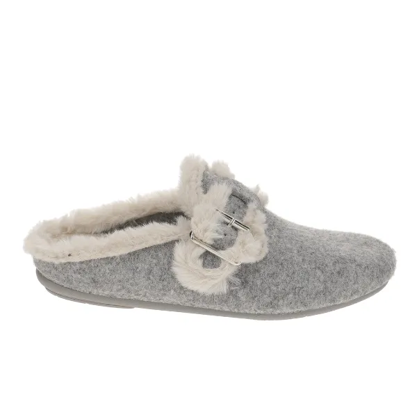 Sovella Women's Kaitlyn Slipper Gray